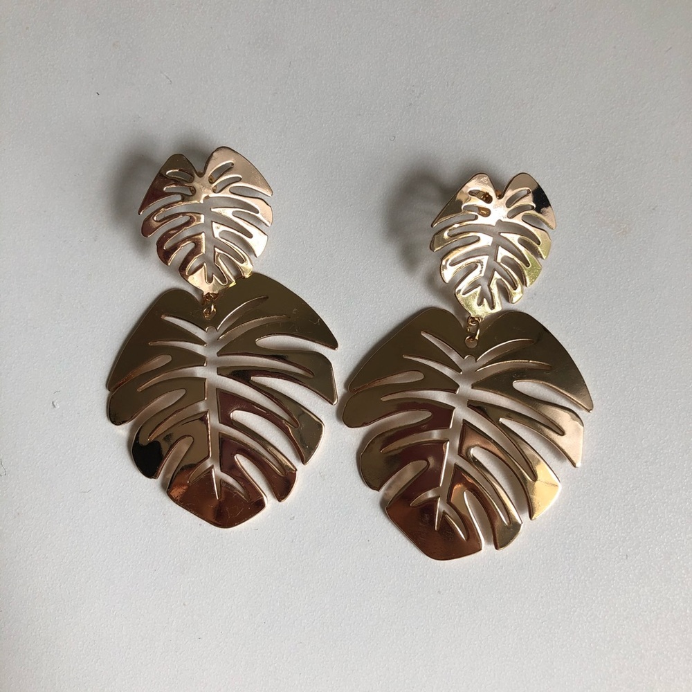 Monstera Statement Earrings NWOT